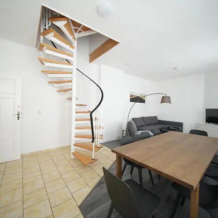 Lehastays - Gruppenapartment Sudenburg